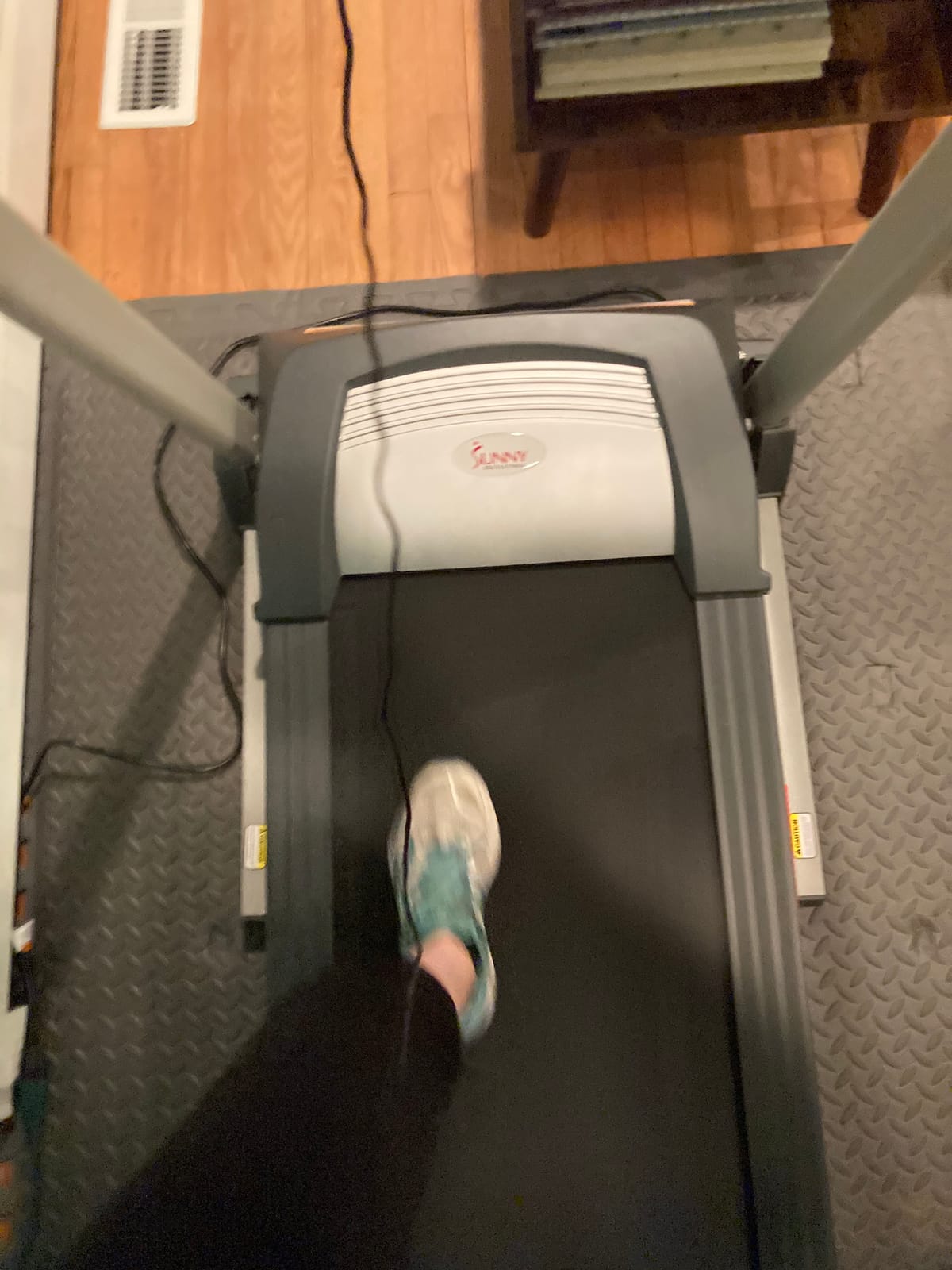 Sunny Health & Fitness Smart Wi-Fi Treadmill with Auto Incline customer photo 1