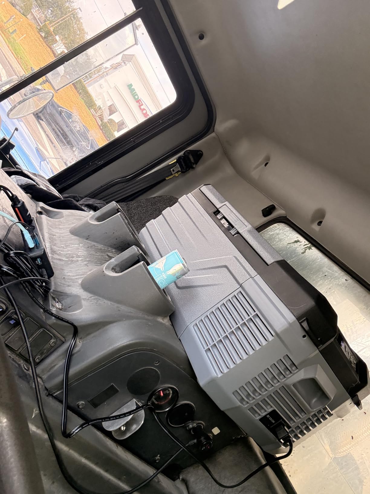 YELLOW JACKET 12 Volt Car Refrigerator, 16 Quart Electric Cooler, Portable Car Fridge for Outdoor Camping Travel, 12V/24V DC 110~240 Volt AC Refrigerator for Truck RV Home Office, -4℉-68℉ customer photo 1
