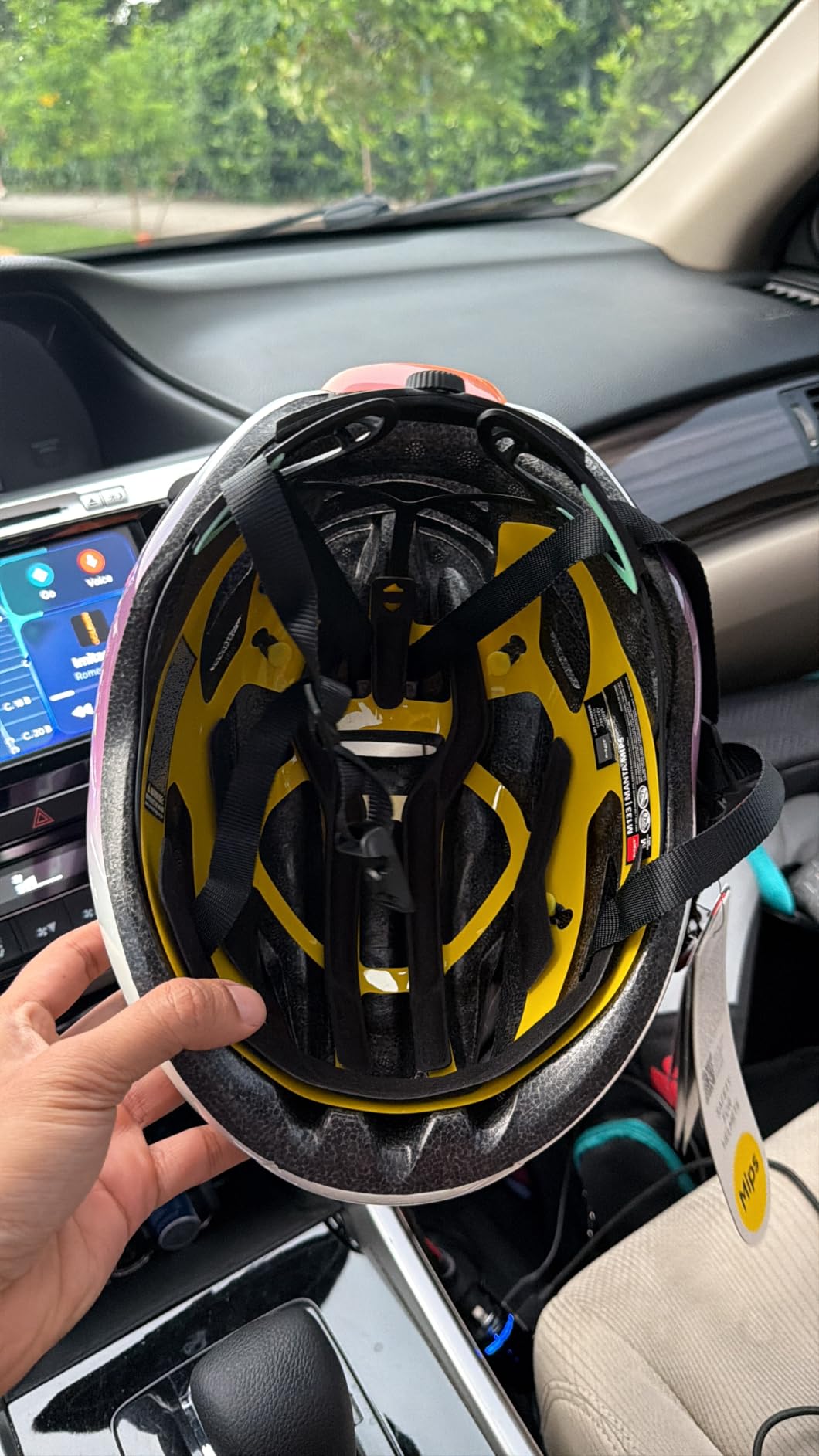 MET Manta MIPS Aero Road Bike Helmet | Lightweight Aerodynamic Cycling Helmet for Adults, Internal Air Channeling, MIPS-C2 Tech, Sunglasses Port customer photo 1