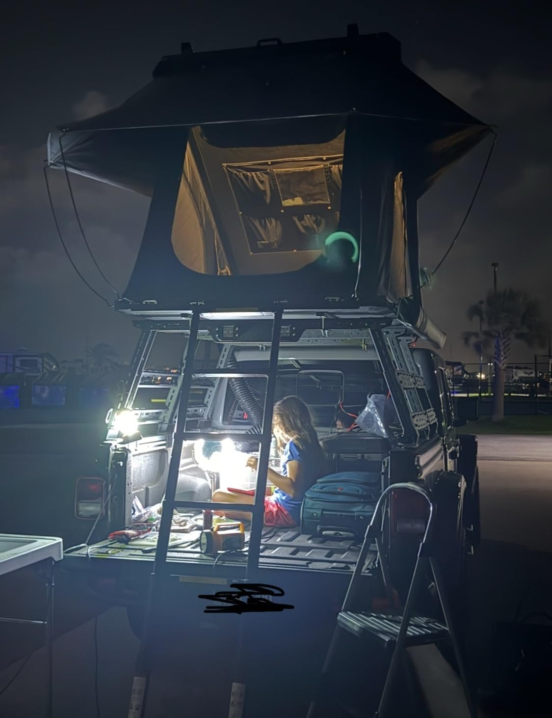 Naturnest Rooftop Tent Hard Shell, Easy Set Up Pop Up Tent for 2 Person customer photo 1