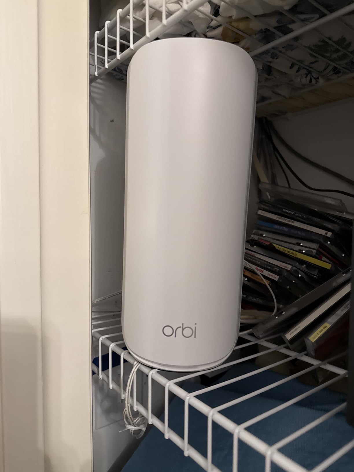 NETGEAR Orbi 870 Series WiFi 7 Mesh System (3-Pack) | Up to 9,000 sq ft, Up to 21 Gbps customer photo 2