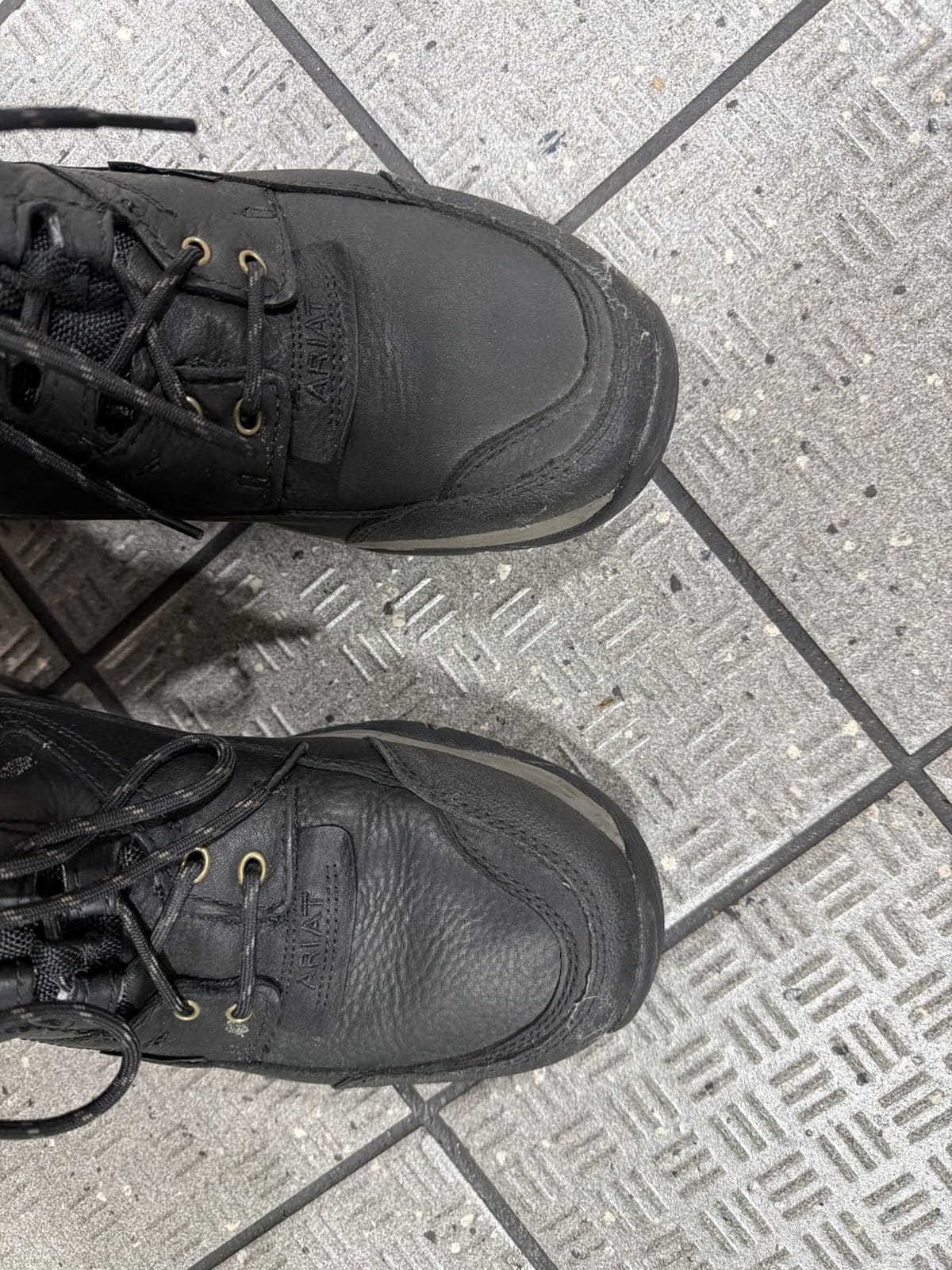 ARIAT Men's Terrain H2O Hiking Boot customer photo 2