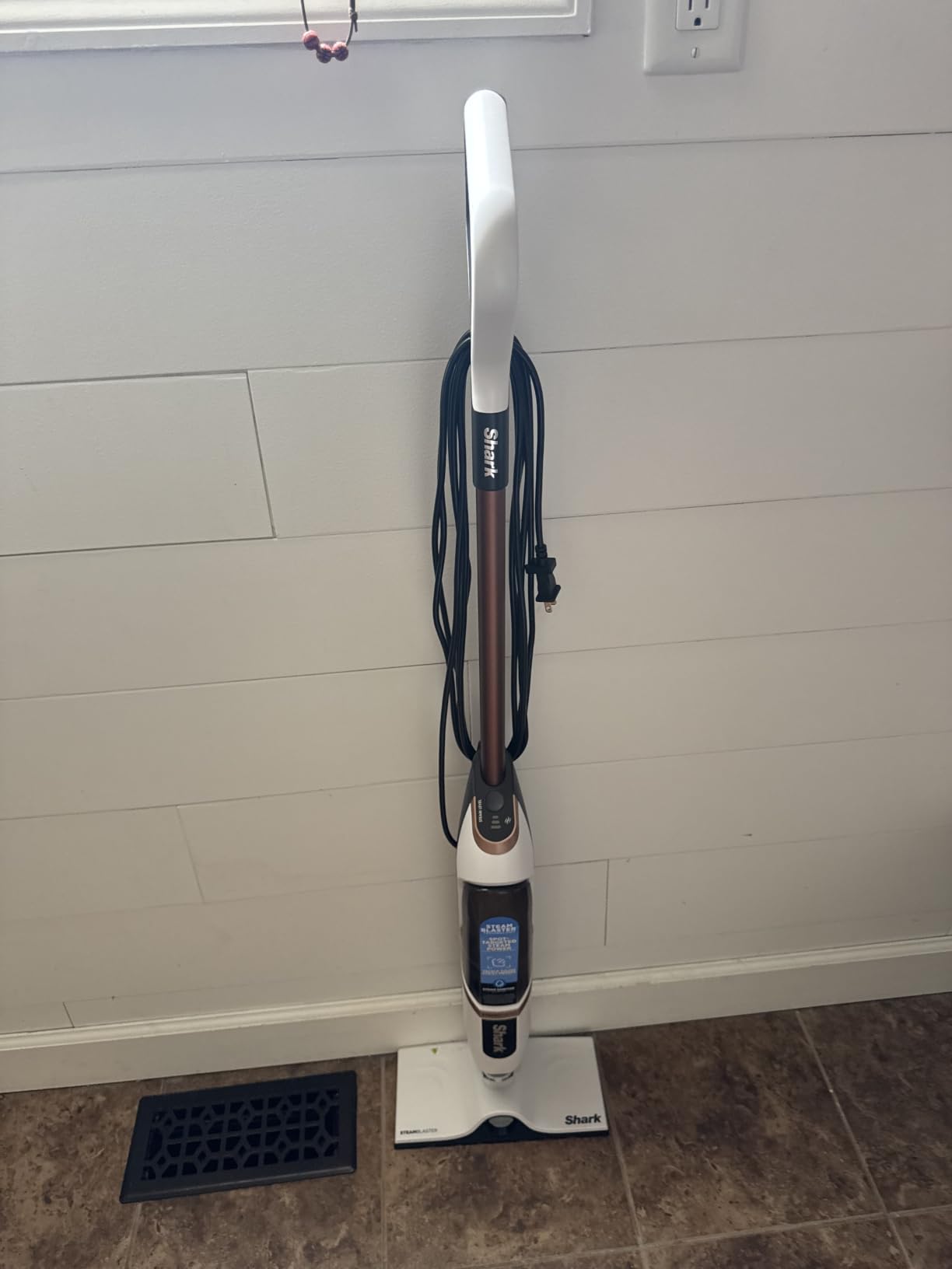 Shark SteamSpot Steam Mop with Steam Blaster Technology, White, S2001 | 3 Steam Modes, 2 Washable Dirt Grip Pads, XL Removable Tank, Lightweight, Targeted Steam, Steam Sanitization on Hard Floors customer photo 2