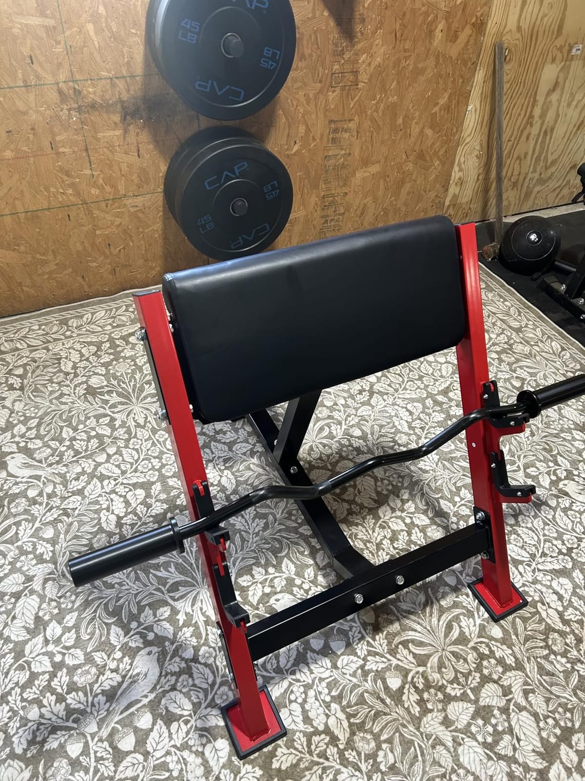 VEVOR Preacher Curl Bench, Strength Training Benches, Max Load 660 LBS Home Gym Fitness Equipment, Seated Arm Isolated Barbell Dumbbell Bicep Station, Adjustable Weight Bench with Bar Holders customer photo 2