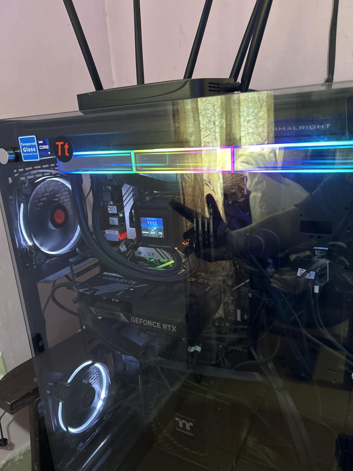 Alienware 27 Gaming Monitor AW2725DM, WQHD Fast IPS, 180Hz, G-SYNC, VESA customer photo 2
