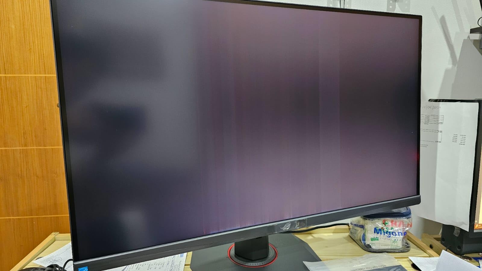 ASUS ROG XG32UCG 32 Inch 4K 60Hz USB-C G-SYNC UHD Gaming Monitor | Dual Mode FHD 320Hz, Fast IPS, ELMB Sync, DCI-P3 95%, Gaming AI, DisplayHDR 400, Aura Sync, 1ms customer photo 2