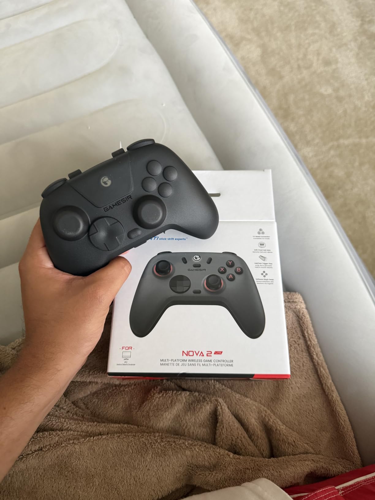 GameSir Nova Lite 2 Wireless PC Controller Hall Effect Sticks | Hall Effect Triggers, 2.4G & Wired 1000Hz Polling Rate, Remappable Buttons - Compatible with PC/Switch/Steam/Android customer photo 1