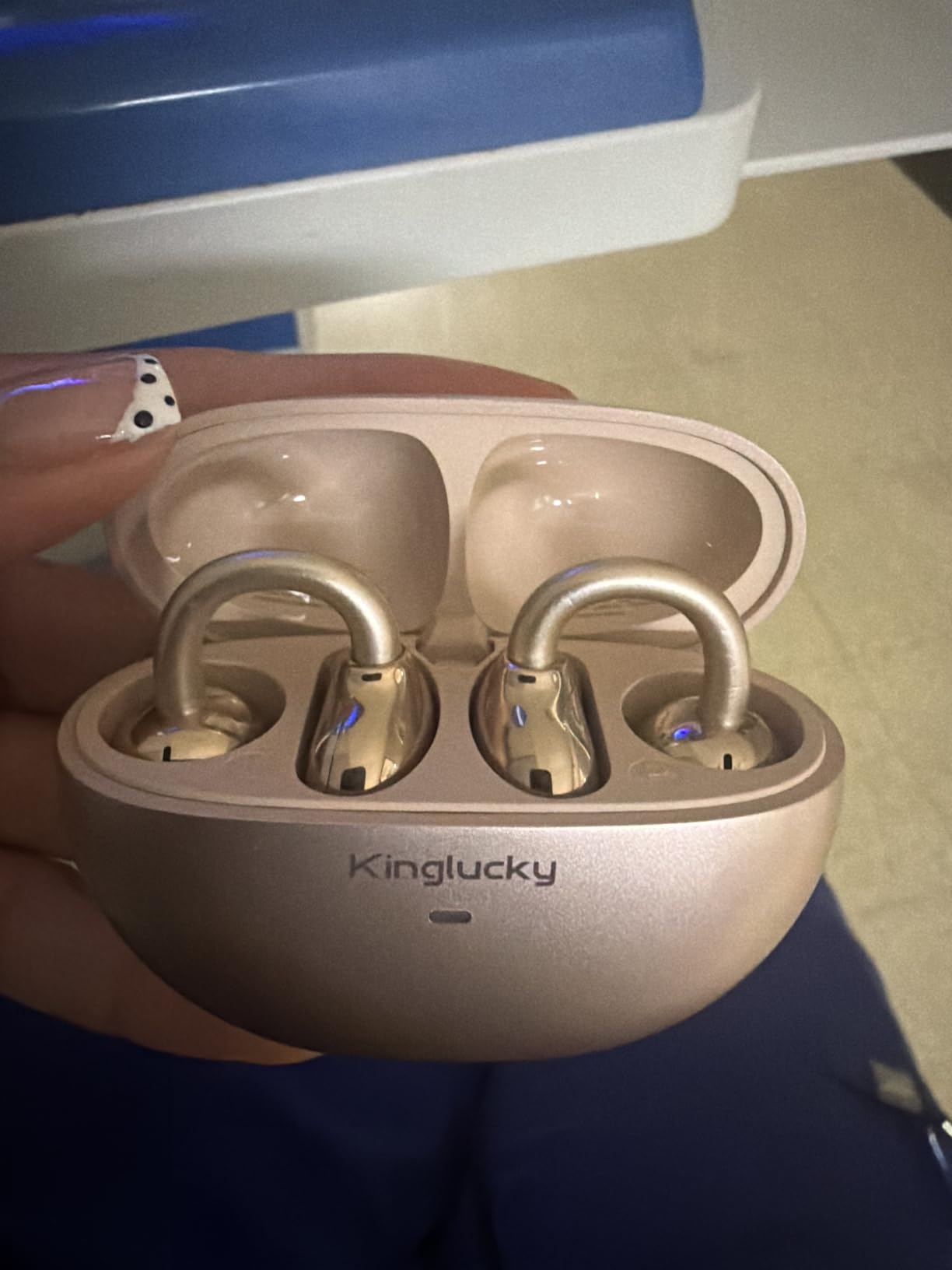 Kinglucky Upgraded Clip-On Earbuds, Open Ear Earbuds Comfortable Secure Fit | Crystal-Clear Sound, 40H Playtime, Wireless Headphones Bluetooth 6.0 for Women, Glasses & Small Ears, Sports, IP56, Rose Gold customer photo 2