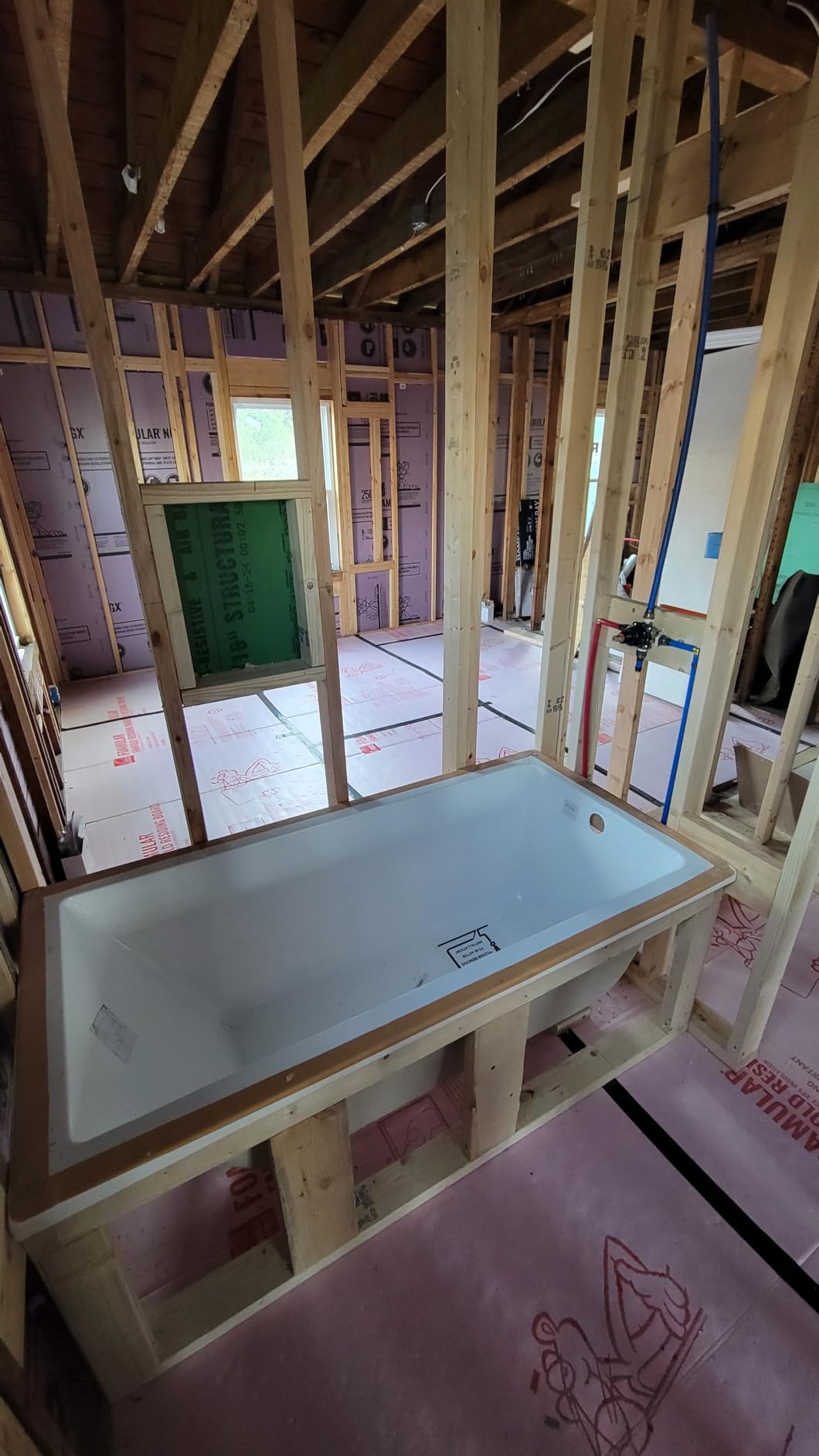 Voltaire 72 x 36 Reversible Drain Soaking Drop-in Bathtub in Glossy White with Integrated Overflow, Drain Included customer photo 1