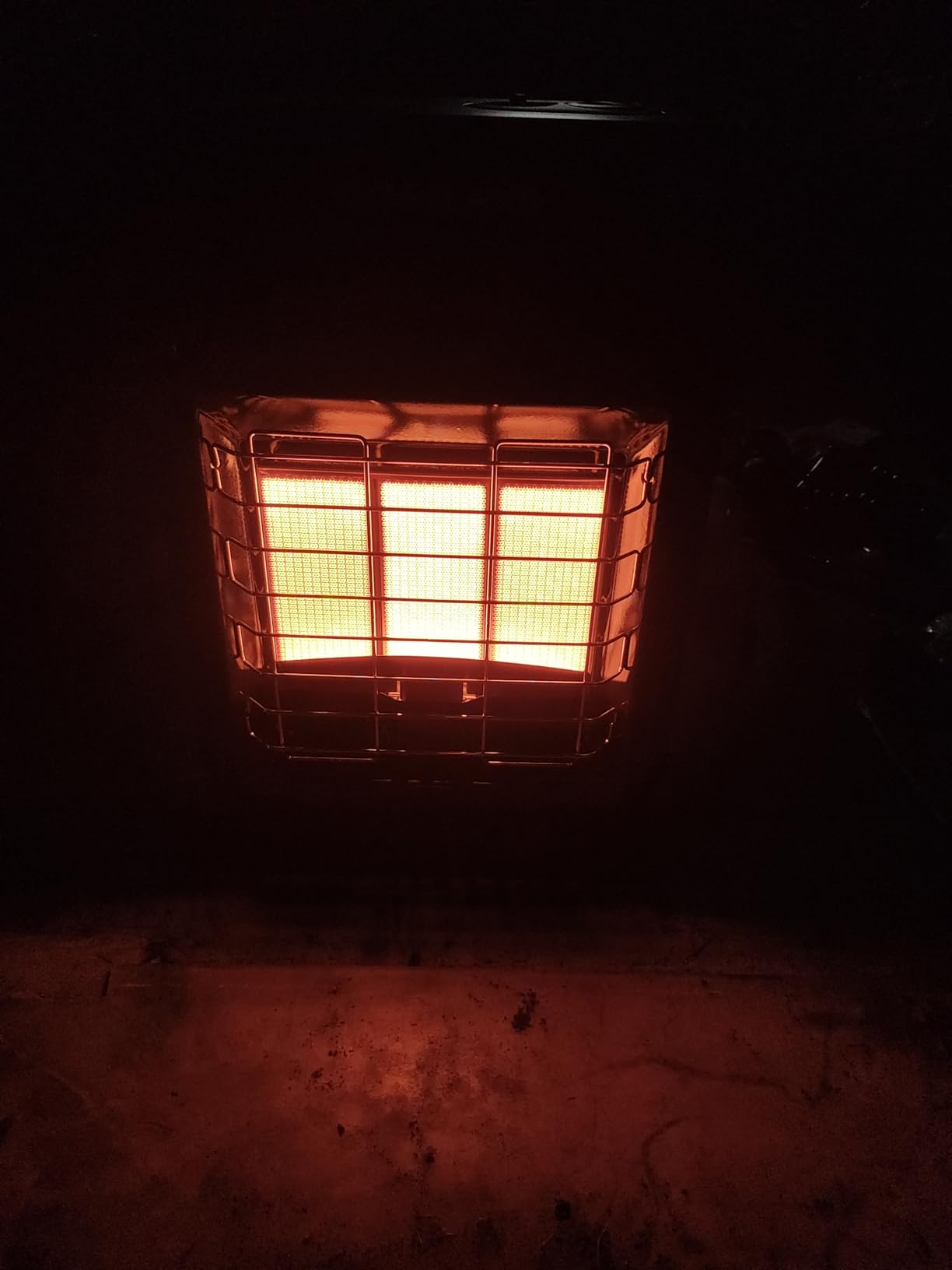 GASLAND Flame Jet 125,000 BTU Propane Force Air Heater, Portable Propane Heater for Garage, Workshop, Job Site, Outdoor Camping & Industrial Space - Fast Heating, Durable Steel Construction customer photo 2