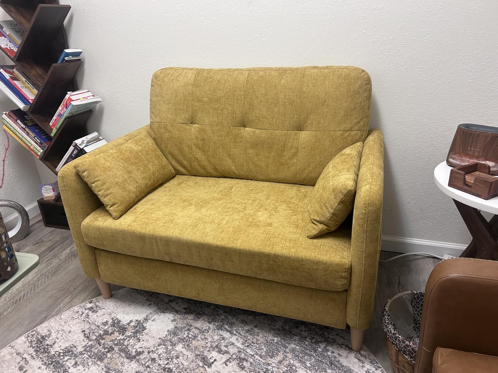 Hanherry Loveseat Sofa, 47” Small Couch for Living Room, Comfy Chenille Fabric Love Seat for Bedroom with Throw Pillow,Removable Cushion Cover,Couches for Small Space,Apartment,Dorm customer photo 1