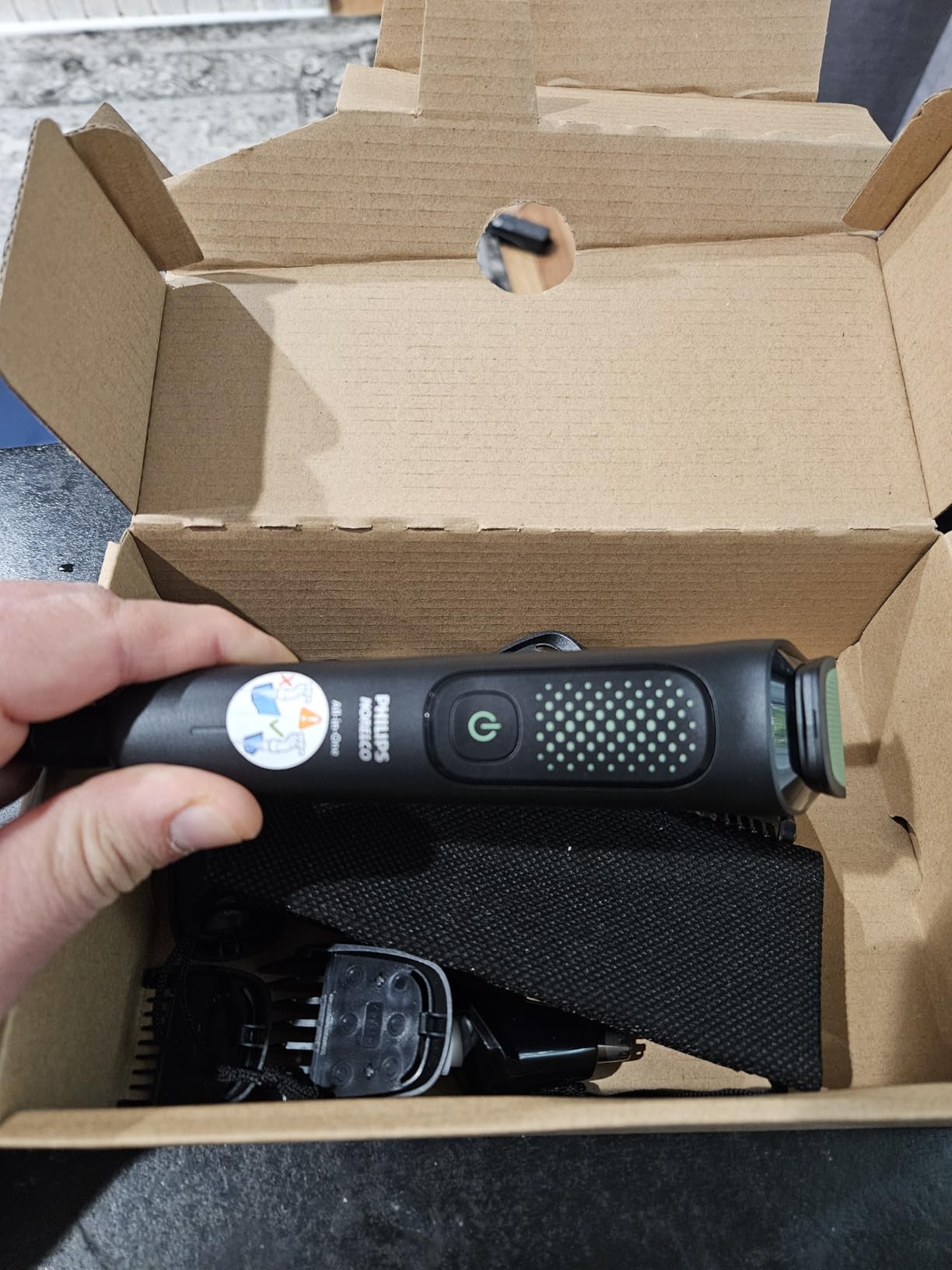 Philips Norelco All-in-One 3000 13-in-1 Trimmer, Face & Hair, Comfort Tips | Men's Face & Hair Grooming Kit, Skin-Friendly Blade, 9 Length Settings, Beard & Hair Styling, Nose & Ear Trimmer customer photo 1