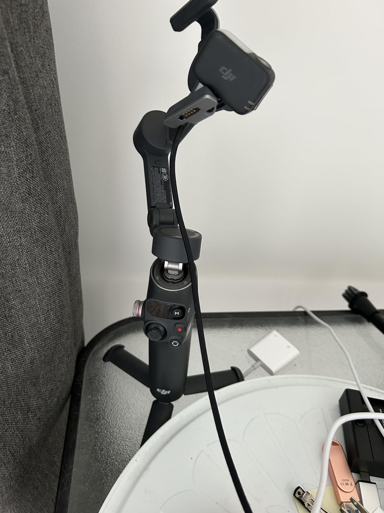 DJI Osmo Mobile 8 Gimbal Stabilizer for Phone, 3-Axis Stabilization | AI Native Tracking with Audio & Lighting, 360° Pan Rotation, Built-in Extension Rod & Tripod, 10h Battery, Extension Rod customer photo 1