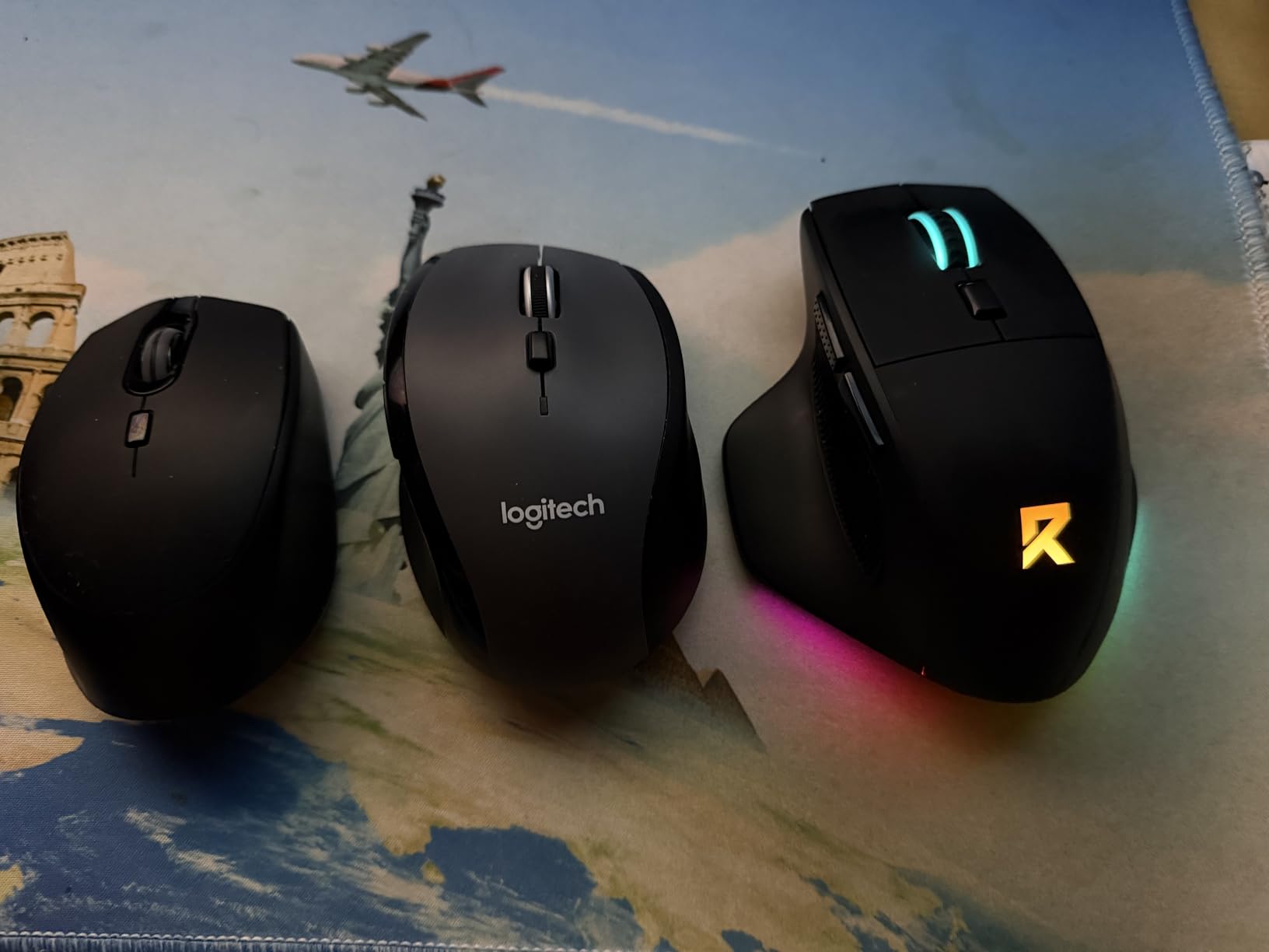 Redragon Large Wireless Gaming Mouse for Big Hands, Tri-Modes 2.4G/Bluetooth/Wired Rechargeable Ergo RGB Mouse with 2 Side Buttons, 6 Backlit Modes, Programmable Macro Gamer Mouse customer photo 1