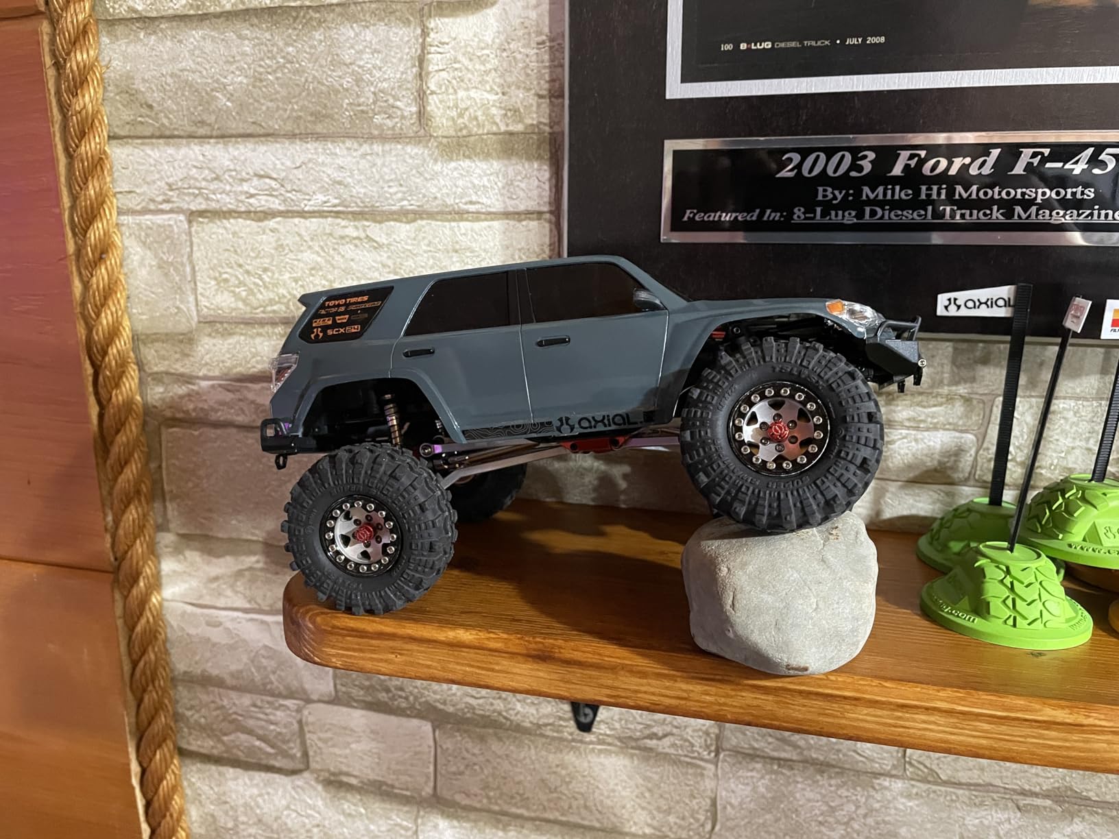 Axial RC Truck 1/24 SCX24 Toyota 4Runner 4X4 RTR Brushed Rock Crawler, RTR (Battery and Charger Included), Orange, AXI-2035T1 customer photo 1