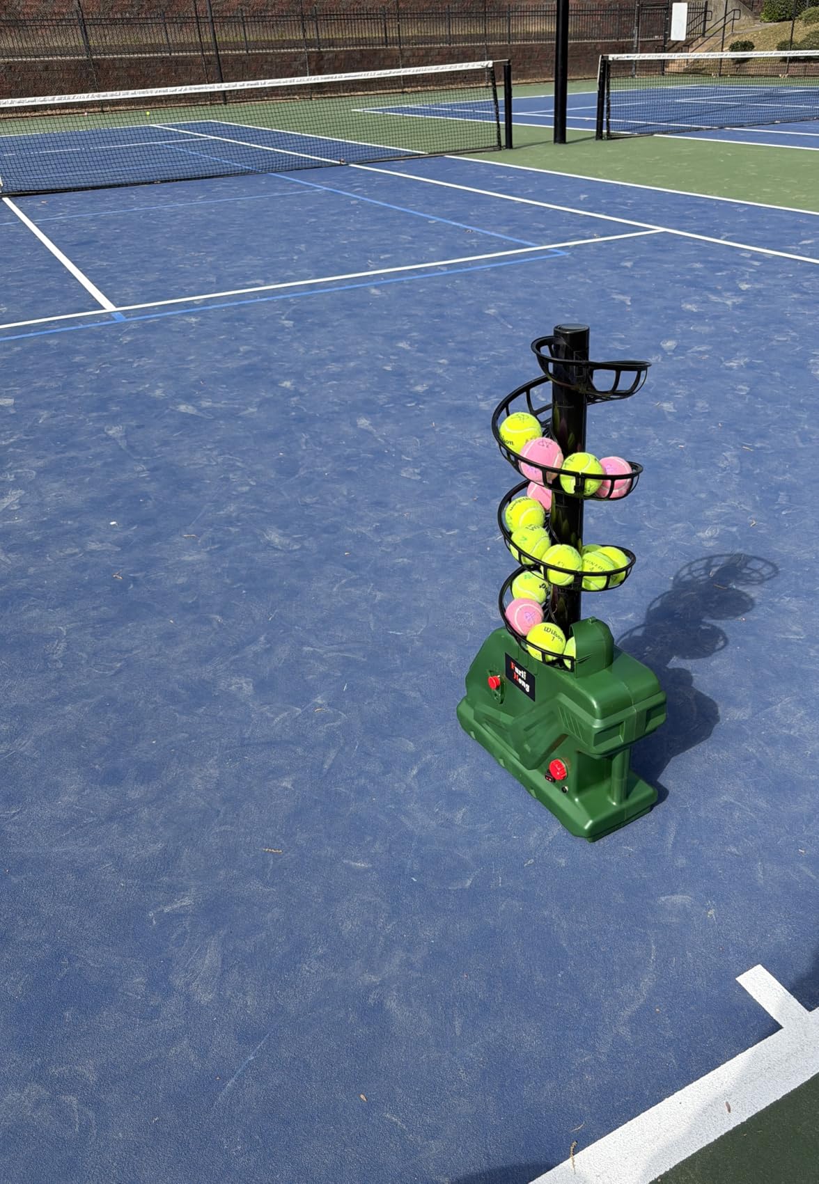 Furlihong 3819BH Portable Tennis Ball Machine customer photo 2