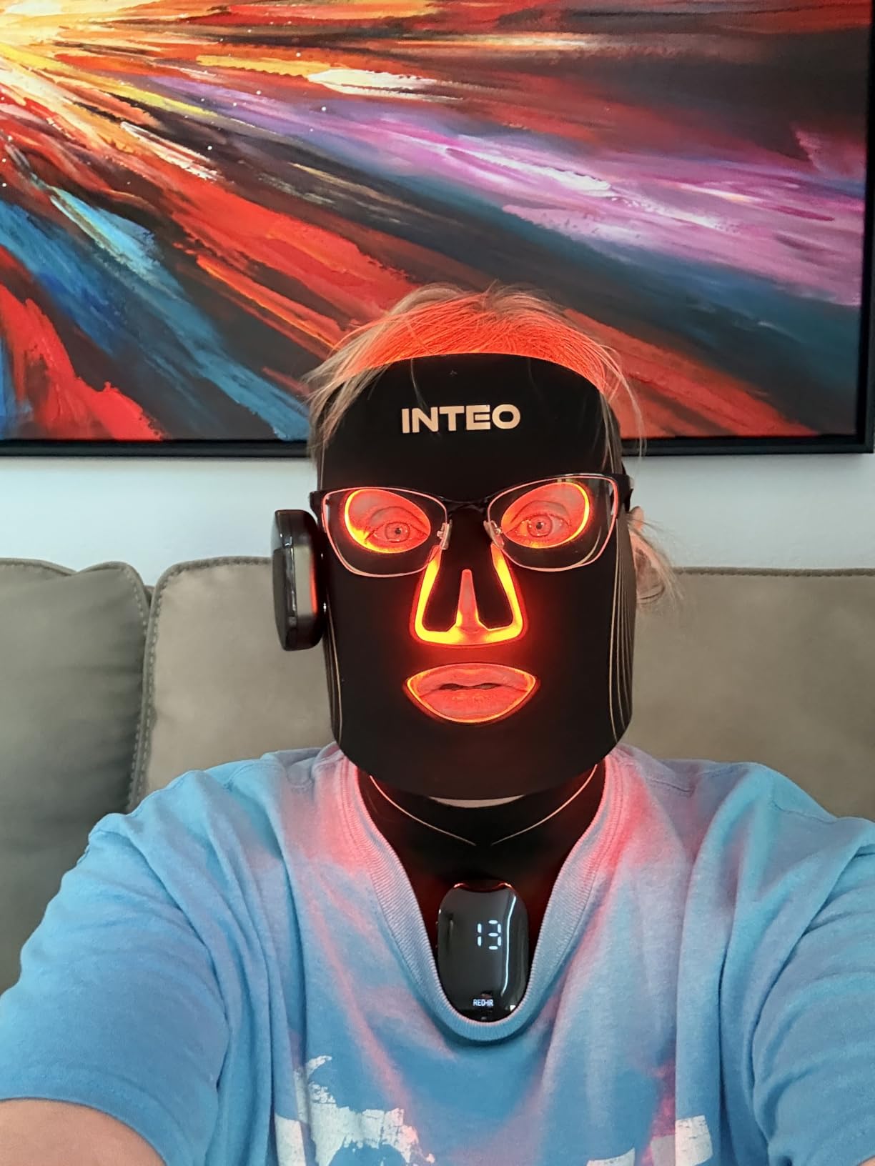 LED Light Mask for Face and Neck, 4 Light Modes Cordless Facial and Neck Skincare Mask, Red & Near-Infrared LED Beauty Device, Rechargeable Home Skincare Tool with 680 LEDs customer photo 1