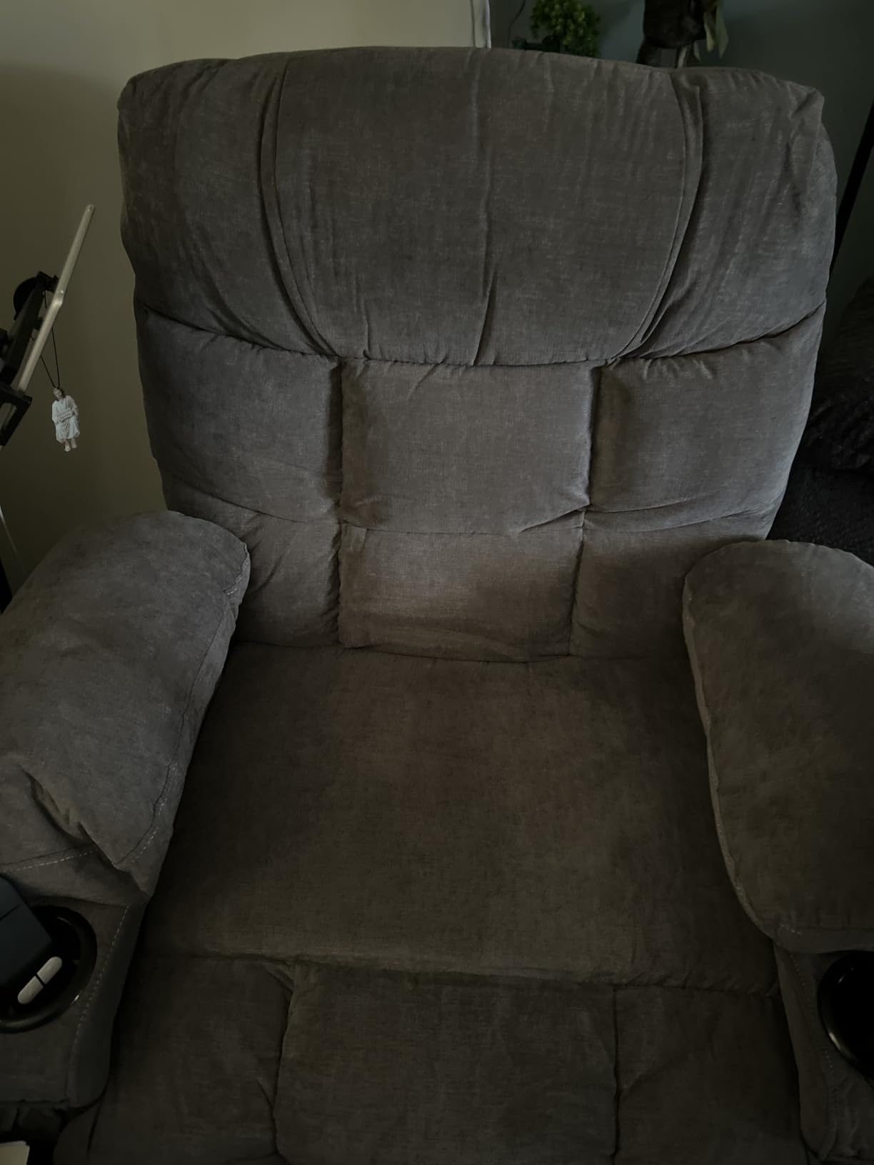 MAHOMICO Power Lift Recliner Chair for Elderly with Vibration Massage and Lumbar Heating,Electric Lift Recliner Single Sofa with Side Pocket,Two Cup Holders and USB Charge Port for Living Room customer photo 1