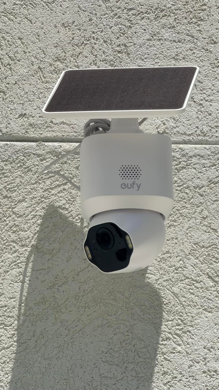 eufy Security SoloCam E42, 4K Solar Security Camera, AI Facial Recognition | AI Motion Tracking, Strobe Light, Pan & Tilt, 4K Ultra HD, Solar Powered, Up to 16TB, Smart Home Compatible customer photo 2