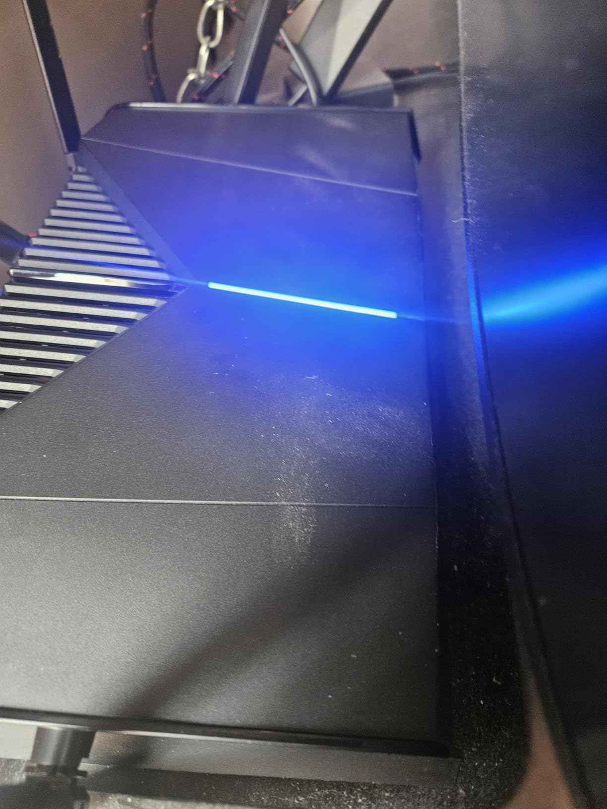 TP-Link Dual-Band BE6500 WiFi 7 Gaming Router 6.5 Gbps (Archer GE400) | 6-Stream, 2 x 2.5G + 3 x 1G, Game Acceleration, Dedicated Gaming Port & Panel, RGB Lighting, Easymesh, Homeshield | No 6 GHz customer photo 1