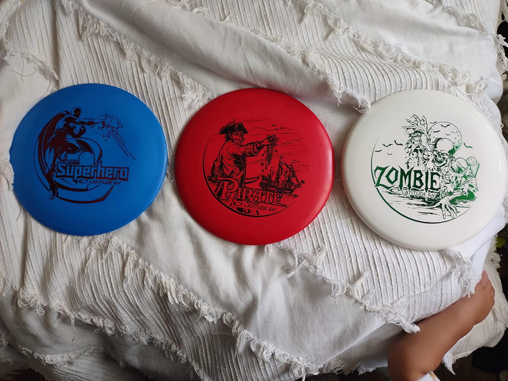 Latitude 64 Retro Burst Disc Golf Discs Set (5-Pack) - Perfect for New to Intermediate Players | Includes Keystone, Fuse, River, Saint, Ballista | Grippy Base Plastic | Colors May Vary customer photo 1