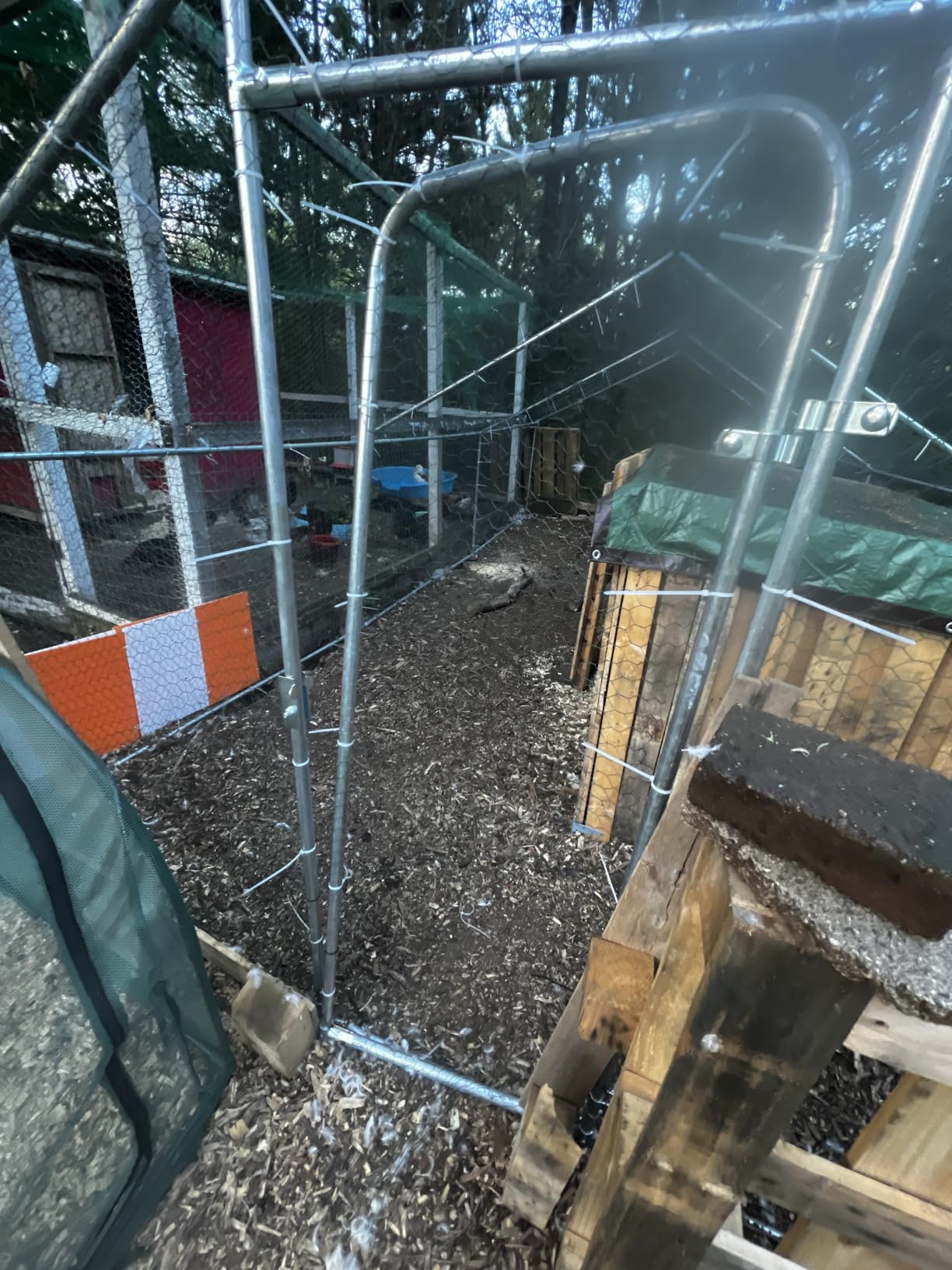 20x10 FT Extra Large Metal Chicken Coop, Walk-in Poultry Run Pen customer photo 1