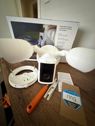 Ring Floodlight Cam 2K (newest model), Wired, Home or business security, Wide-Angle Retinal 2K Video, 6x Enhanced Zoom, Ultra-Bright Floodlights, White customer photo 2