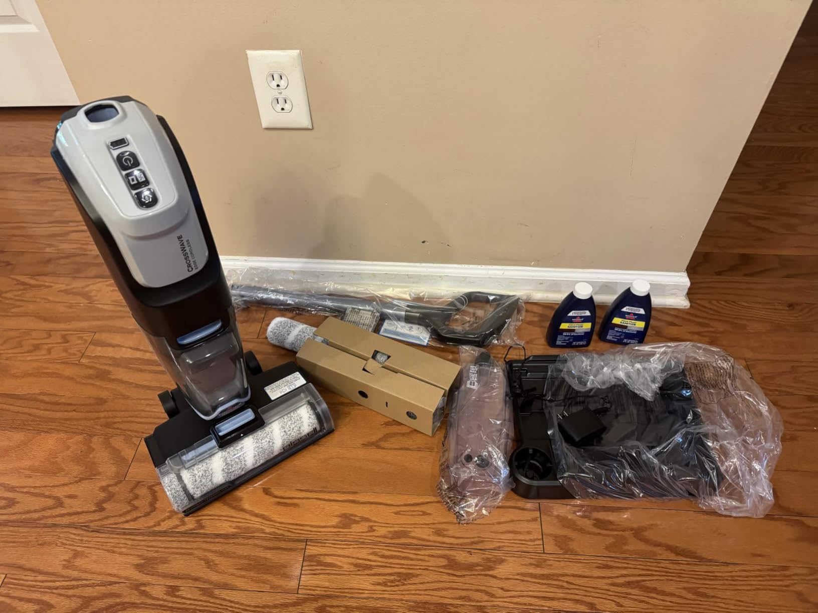 Bissell CrossWave Edge Cordless Plus Wet Dry Vacuum & Mop, 4329G customer photo 2