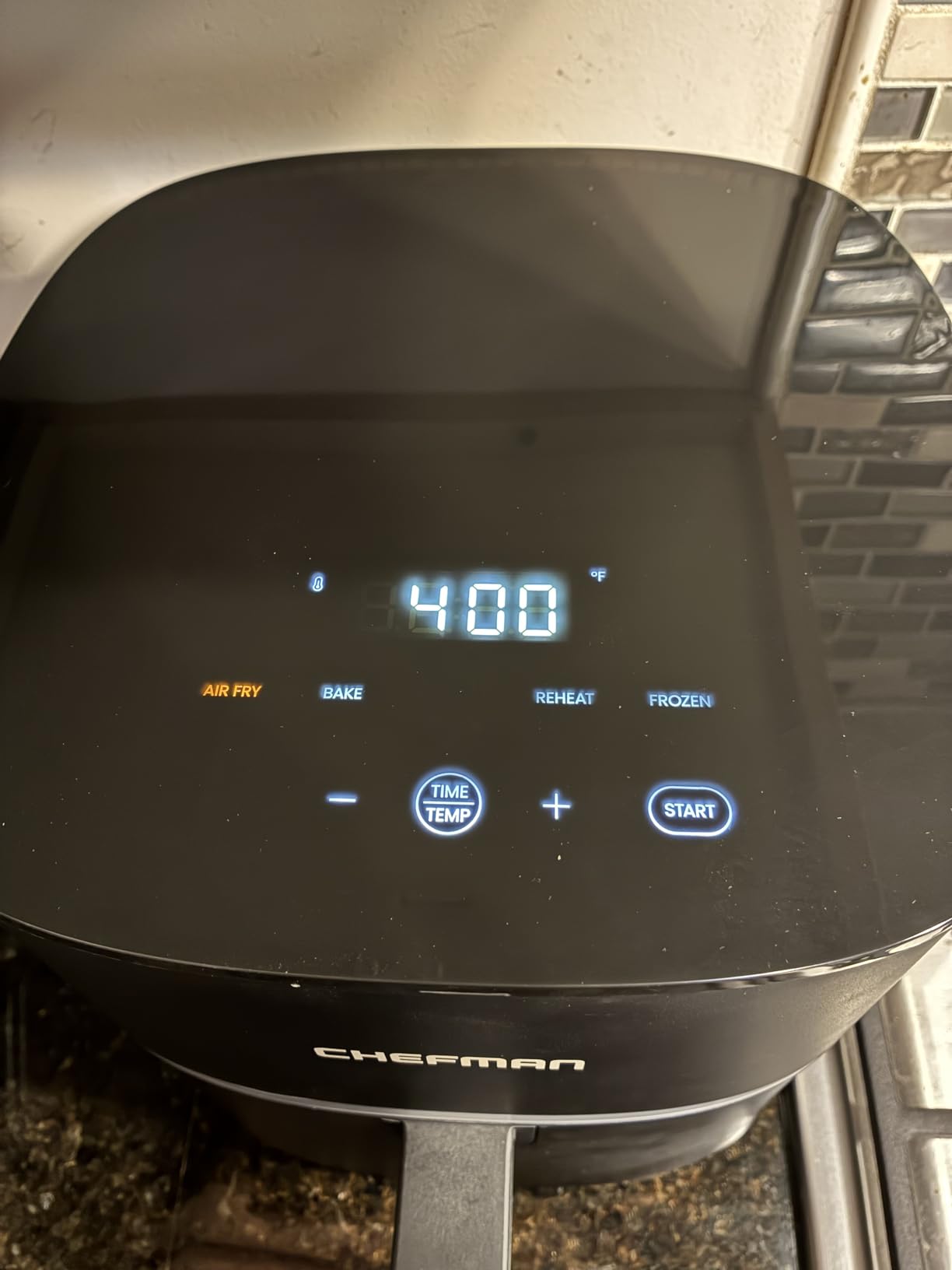 Chefman TurboX 4-in-1 Air Fryer, 5-Quart Airfryer for Extra Crispy Chicken, Fries, Wings, and More, Air Fry, Bake, Reheat, and Frozen Functions, Digital Touch Controls, Dishwasher Safe customer photo 2