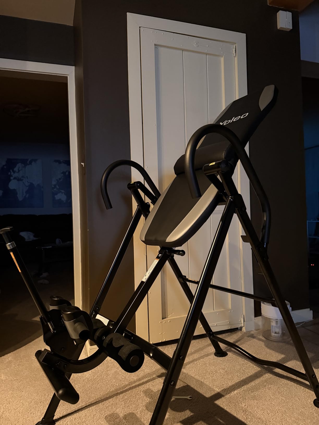 YOLEO Gravity Inversion Table for Back Pain Relief 2026 New Inversion Table customer photo 2
