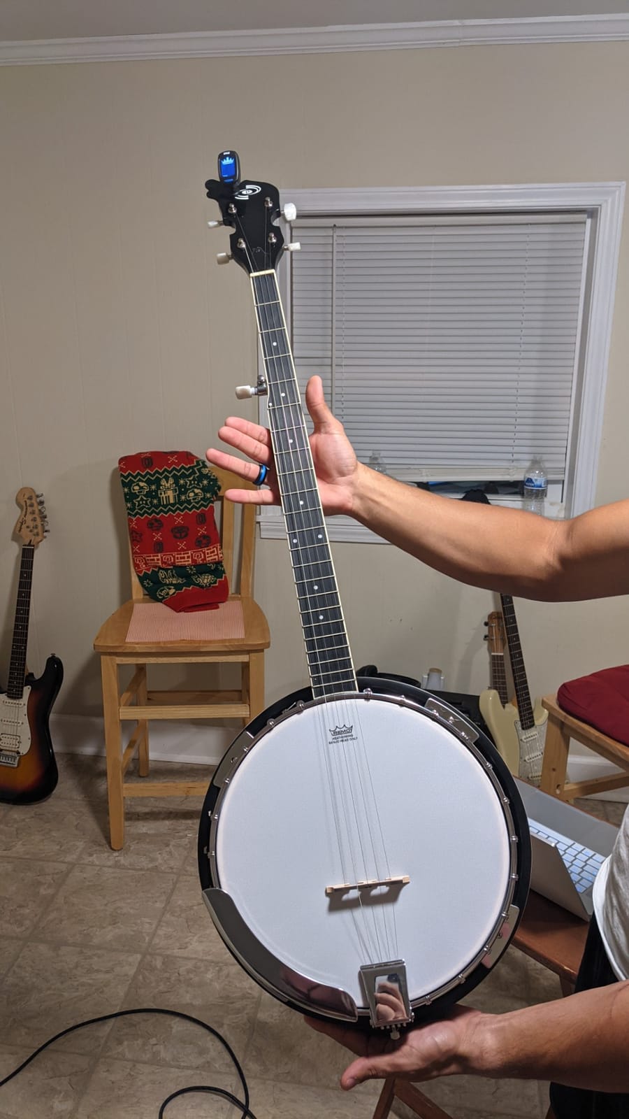 Pyle 5 String Resonator Banjo - Full Size 24 Bracket, Geared 5th Tuner Professional Instrument w/Remo Drum & Hardwood Back - Full Beginner Starter Kit Gig Bag, Tuner, Strings, Picks, Strap, tools customer photo 1