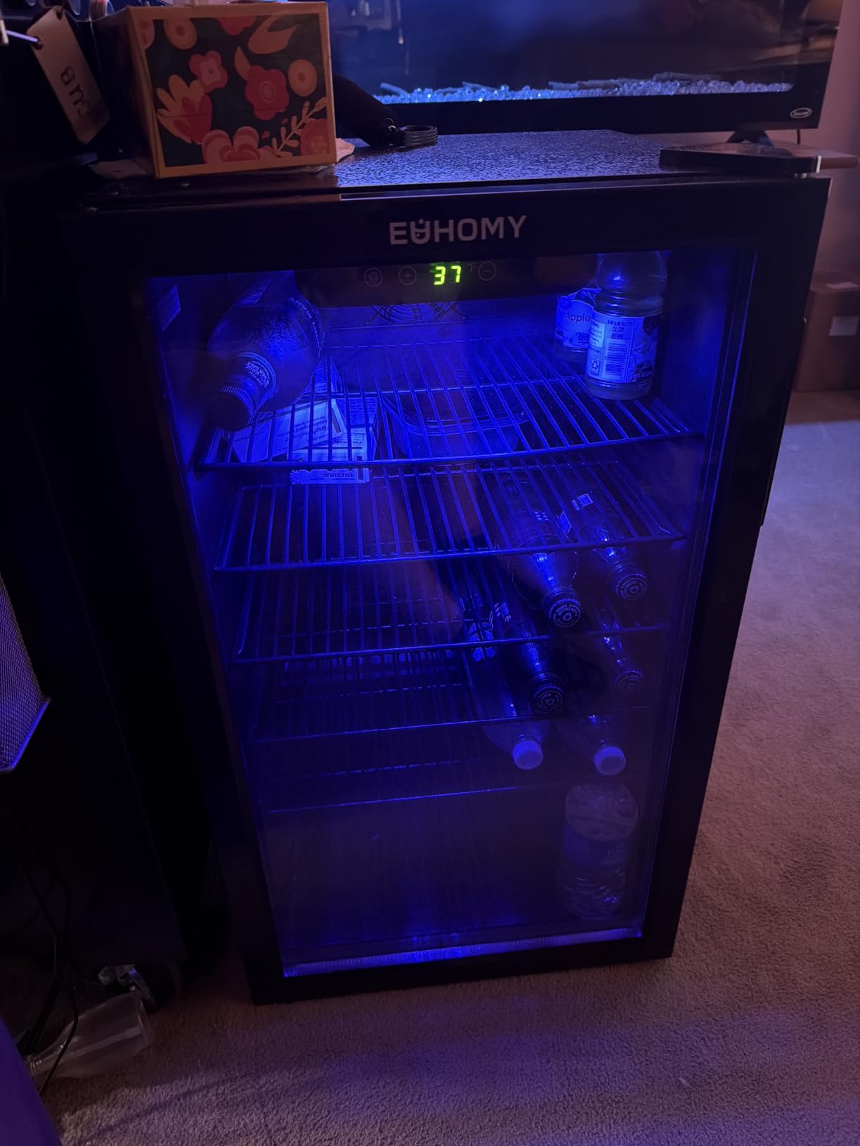 EUHOMY 130 Can Mini Fridge, Beverage Refrigerator with Glass Door, Black customer photo 1