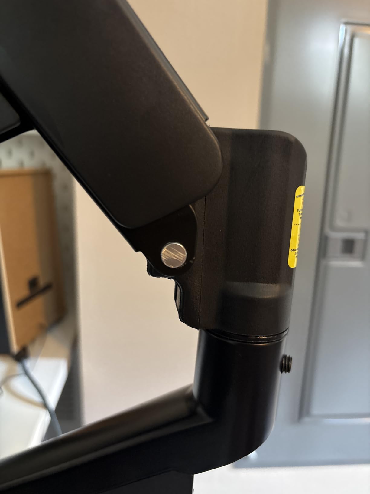 ErGear Heavy Duty Monitor Arm for 13-49
