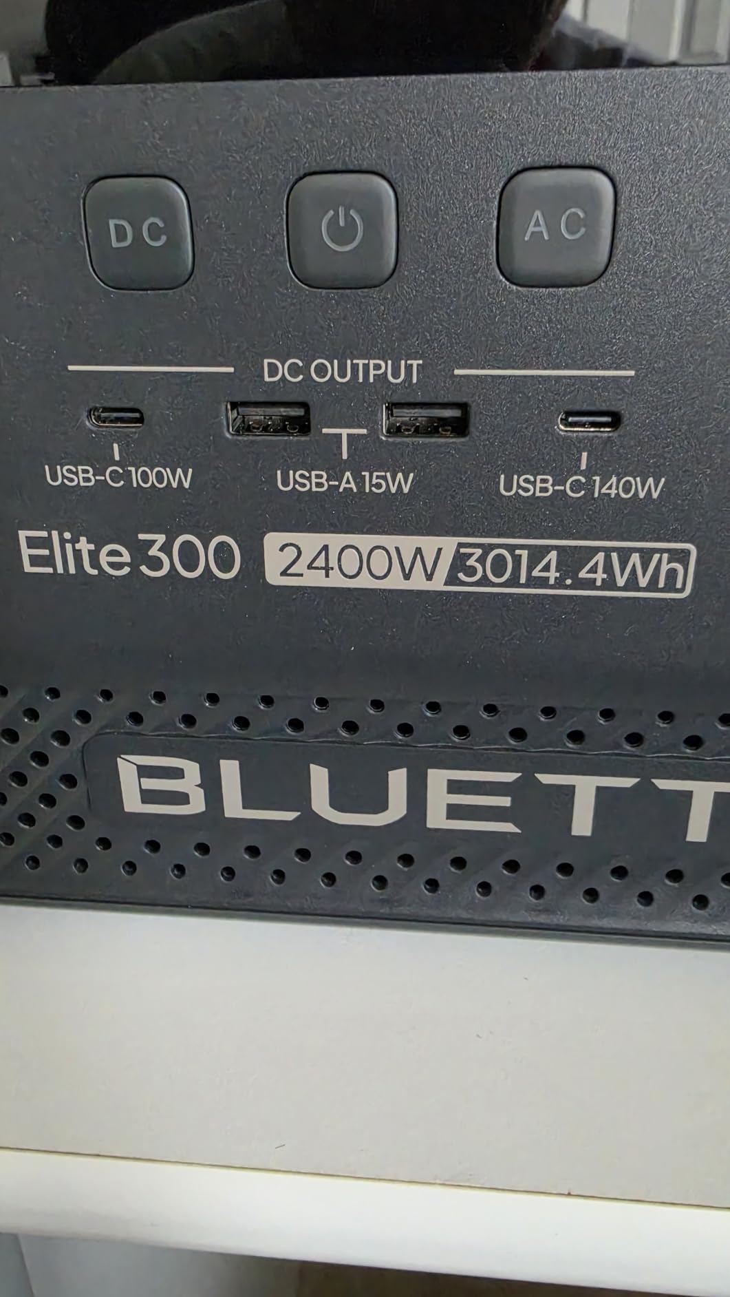 BLUETTI Elite 300 Portable Power Station for RV & Home Backup 3014.4Wh, 2400W (4800W Surge), LiFePO4 Battery, Smallest 3kWh Solar Generator for Emergency, RV Power with TT-30 RV Port & 12V/30A DC customer photo 2