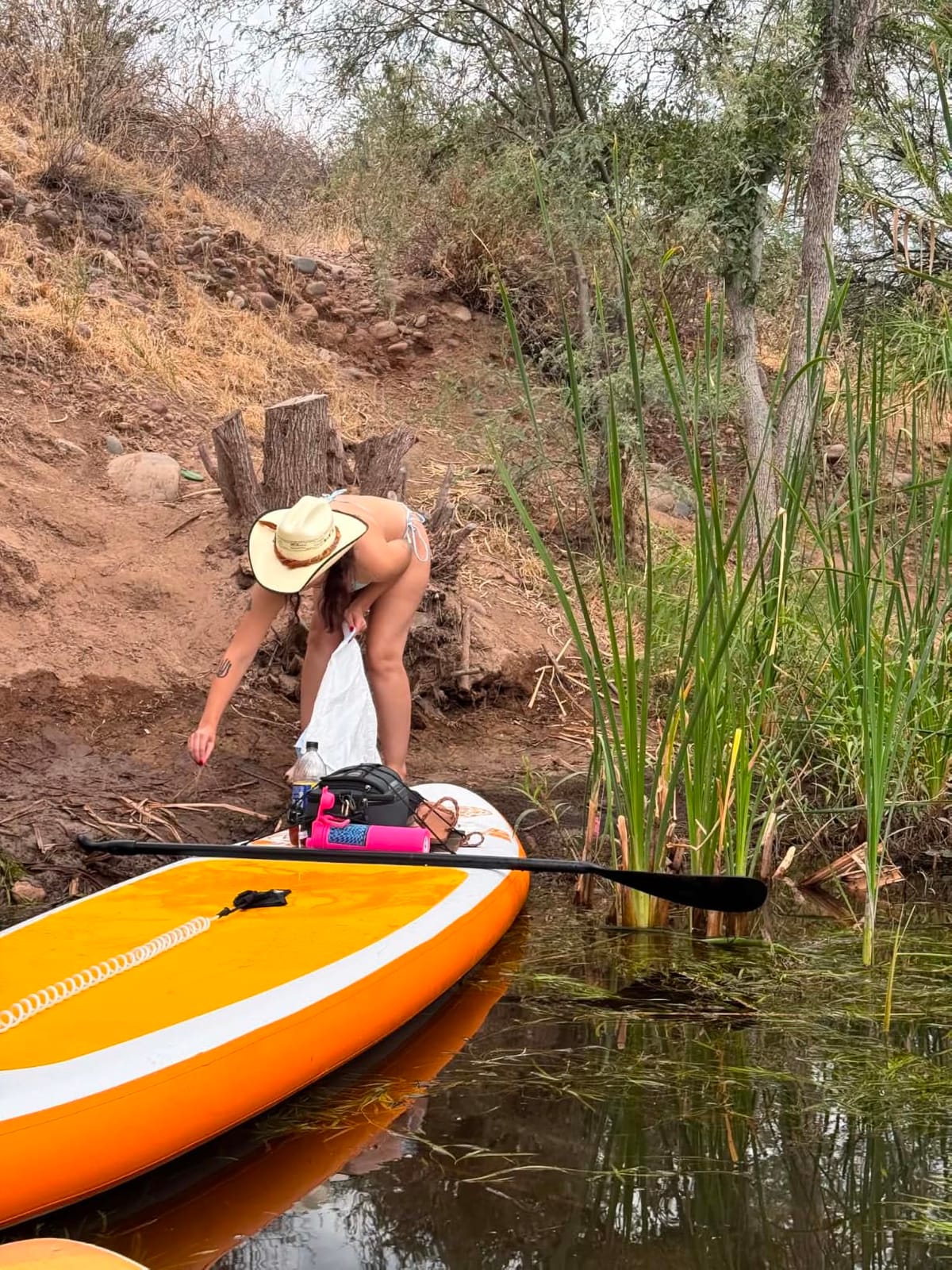FunWater Inflatable Stand Up Paddle Board with Beginners SUP Accessories customer photo 1