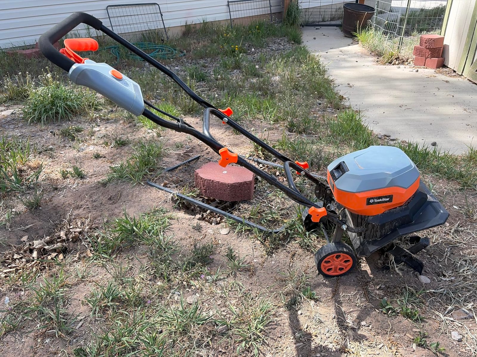 Cordless Tiller Cultivator for Gardening, Battery Powered Garden Rototiller customer photo 2
