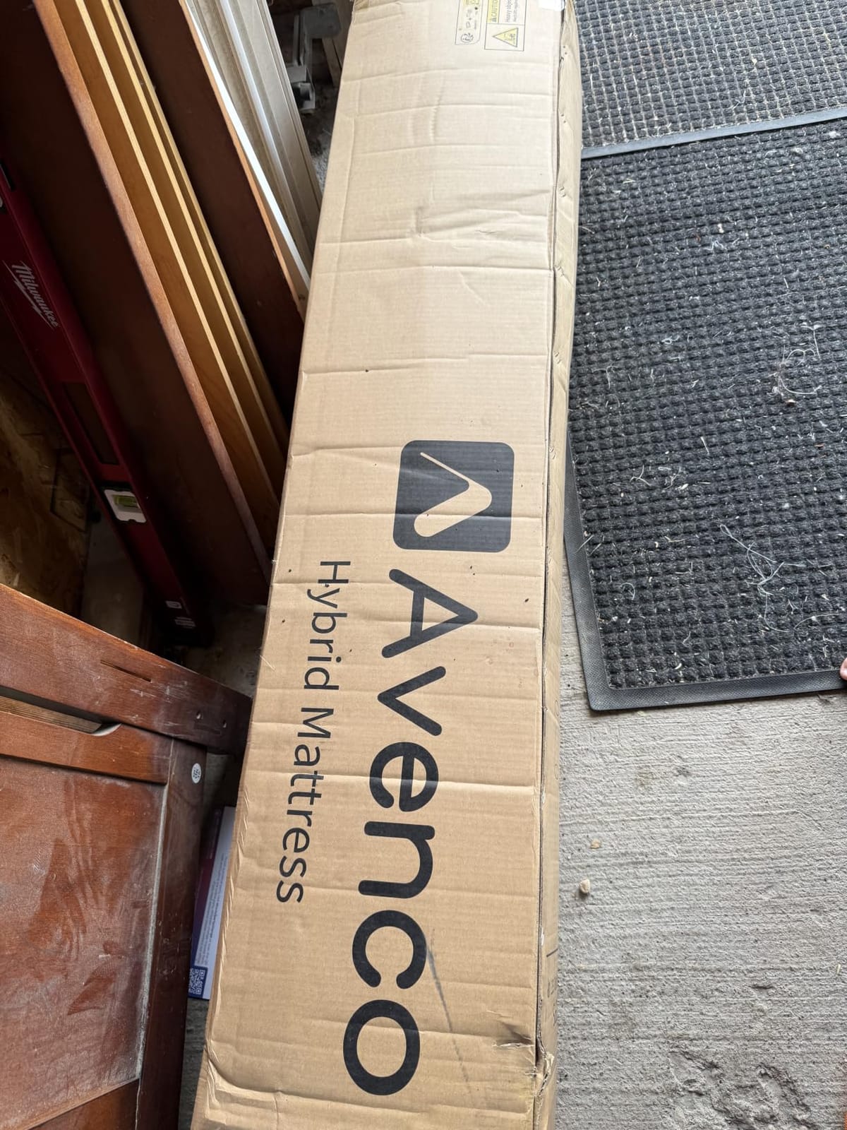 Avenco Queen Size Mattress 12 inch, Queen Hybrid Mattress in a Box | Individual Pocket Coils & Cooling Gel Memory Foam, Motion Isolation, Pressure Relief, CertiPUR-US Certified, Medium Firm customer photo 2
