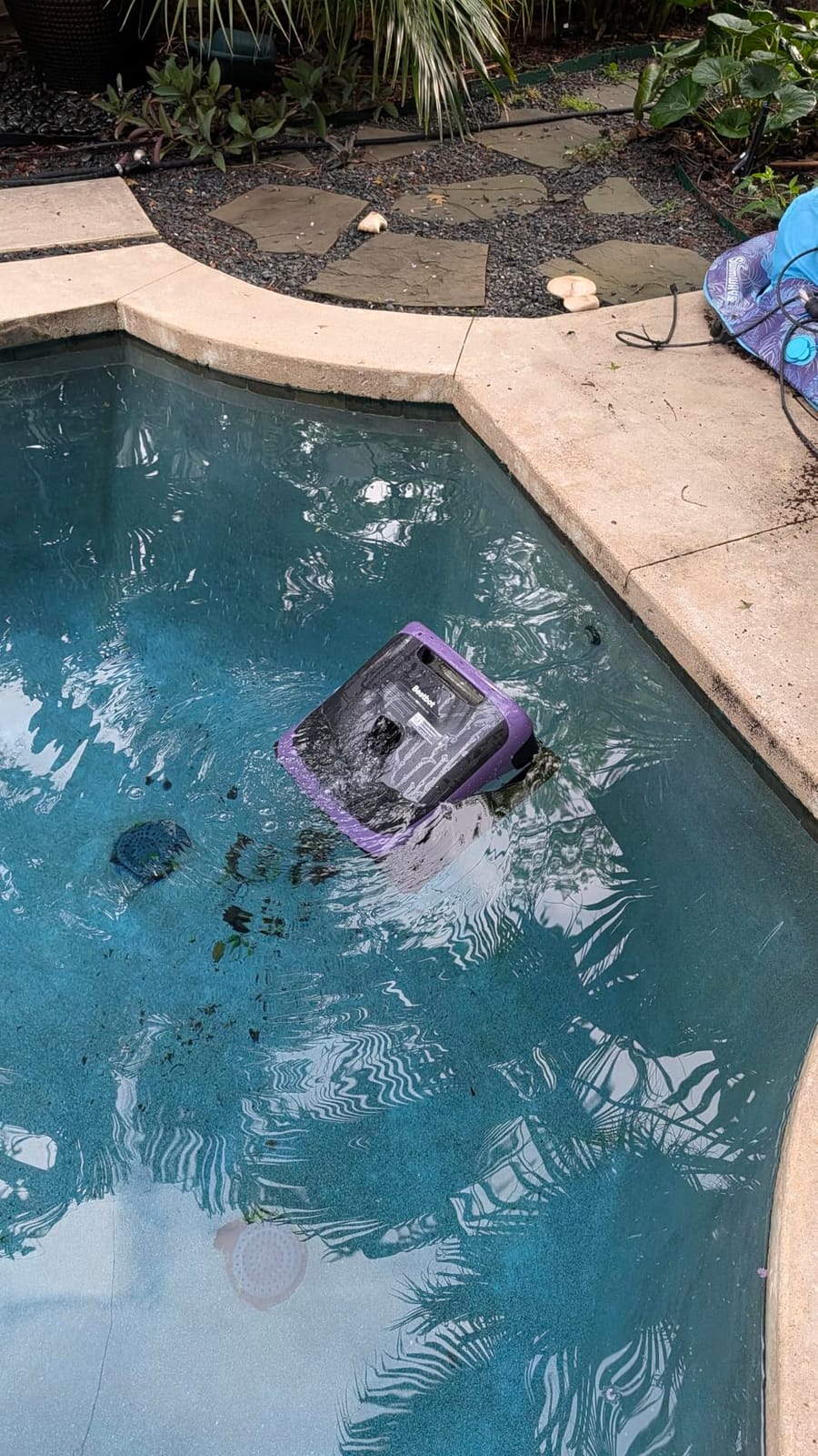 Beatbot Sora 70 AI Navigation Pool Vacuum Robot Full-Coverage Pool Cleaning customer photo 2
