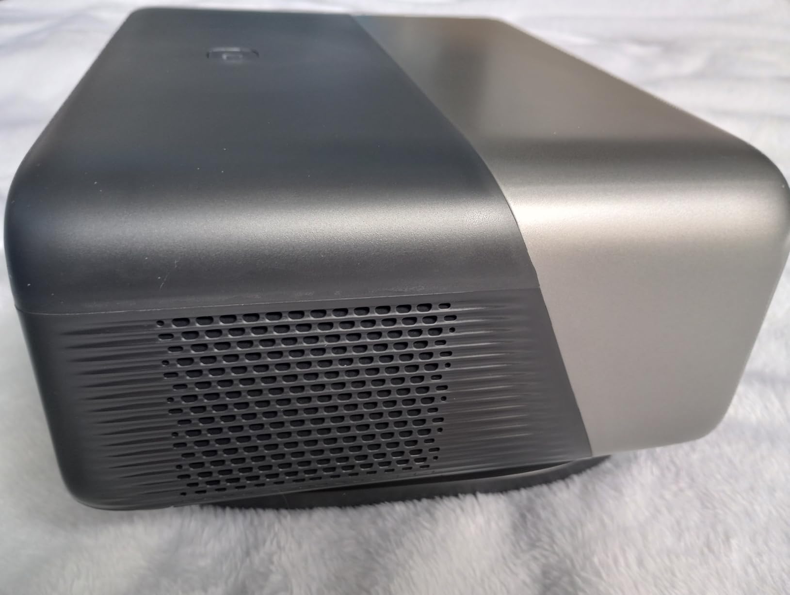 4K Projector 4600 ANSI & 60W Dolby Audio with WiFi and Bluetooth, AuKing customer photo 1