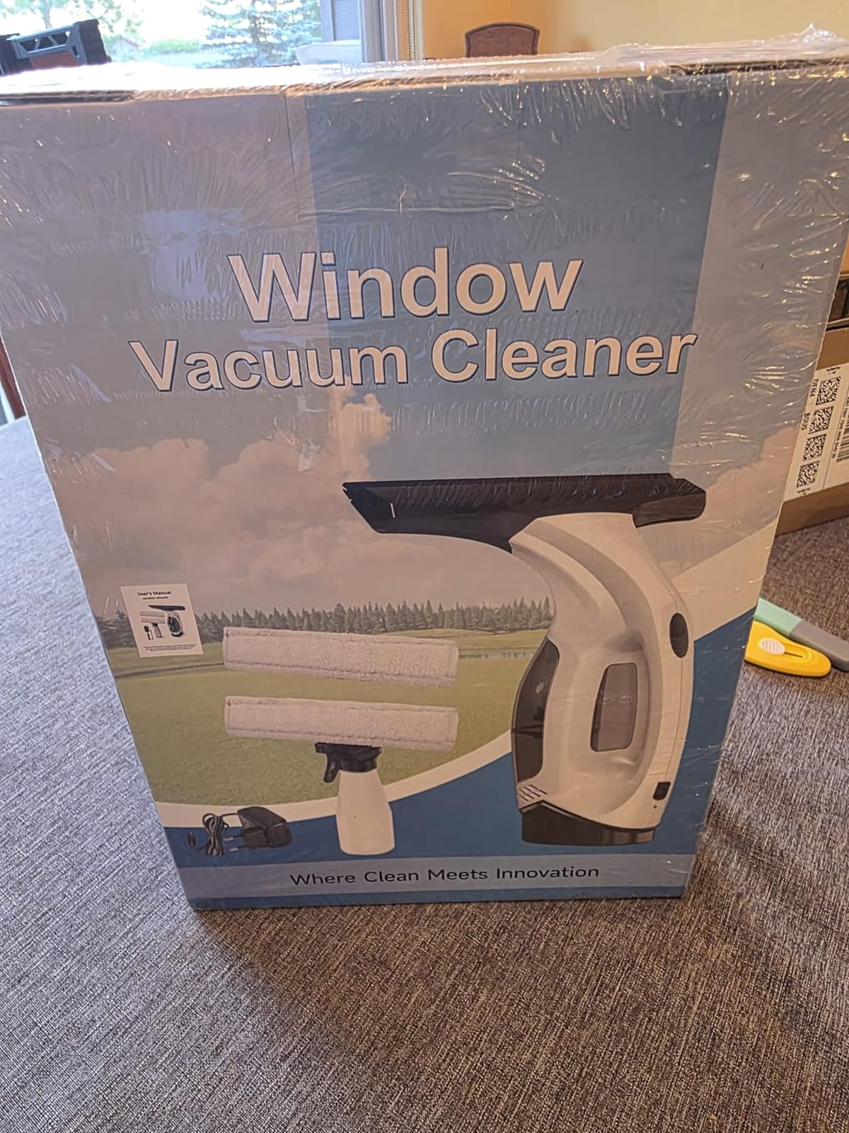 Window Vacuum Squeegee Cordless, Electric Window Cleaner with 2000Pa Suction, 280mm Wide Blade, 150ml Tank for Shower Glass, Mirrors, Tiles & Car Windows customer photo 1