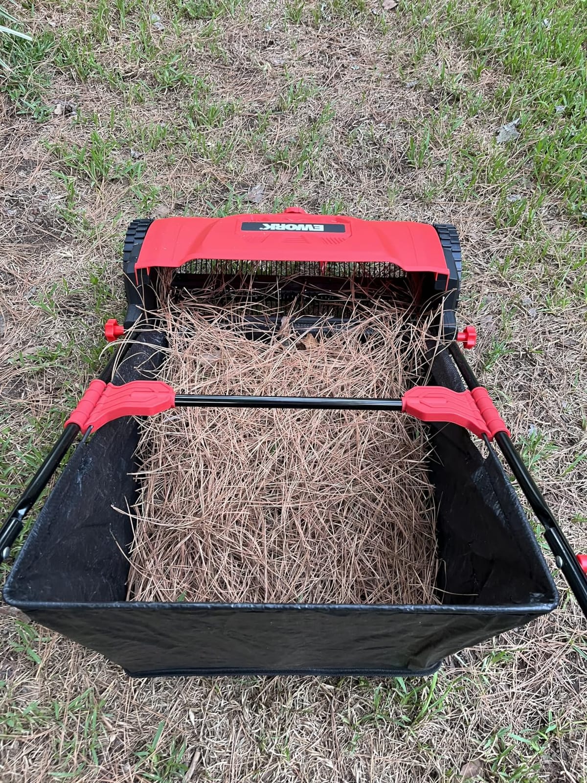 EWORK Push Lawn Sweeper 32-Inch with 4.5 cu.ft. Hopper Bag for Yard Clean customer photo 2