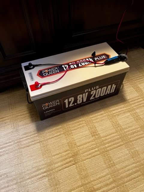 Power Queen 12V 200Ah PLUS LiFePO4 Lithium Battery with 200A BMS for RV customer photo 2