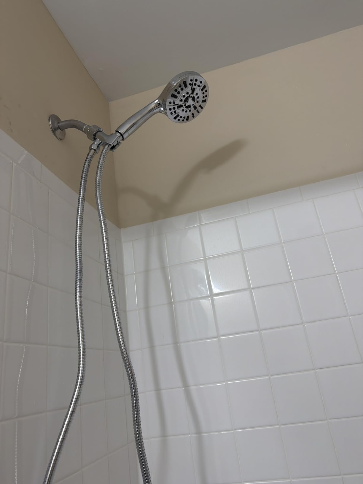 BESAQUO 9 Functions High Pressure Handheld Shower Head with Power Wash customer photo 2