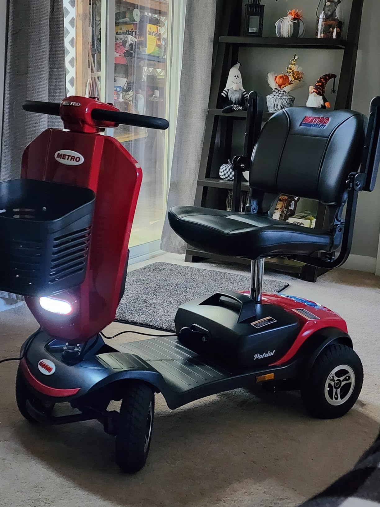 HeavyDuty MobilityScooter for Seniors/Adults 25-35Miles 500W 450lbs Purple customer photo 1