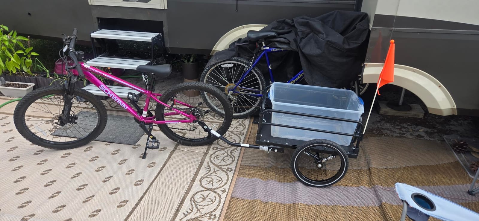 Aosom Bike Cargo Trailer with Suspension, 16'' Wheels, 88 lbs Max Load customer photo 1