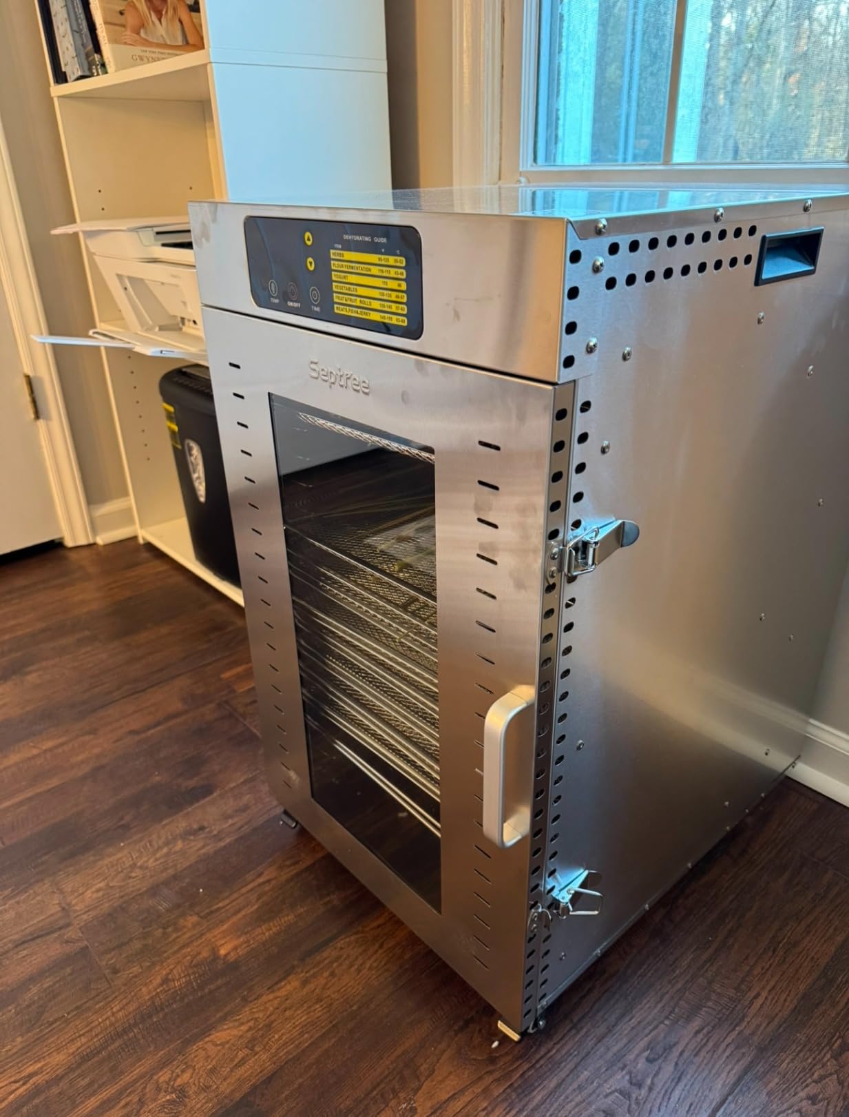 Commercial Food Dehydrator 18 Trays, 2000W Large Capacity 34.42ft² Food Dryer Machine for Jerky, Meat, Fruit, Herbs, Full Stainless Steel Industrial Dehydrater Biltong Maker customer photo 1