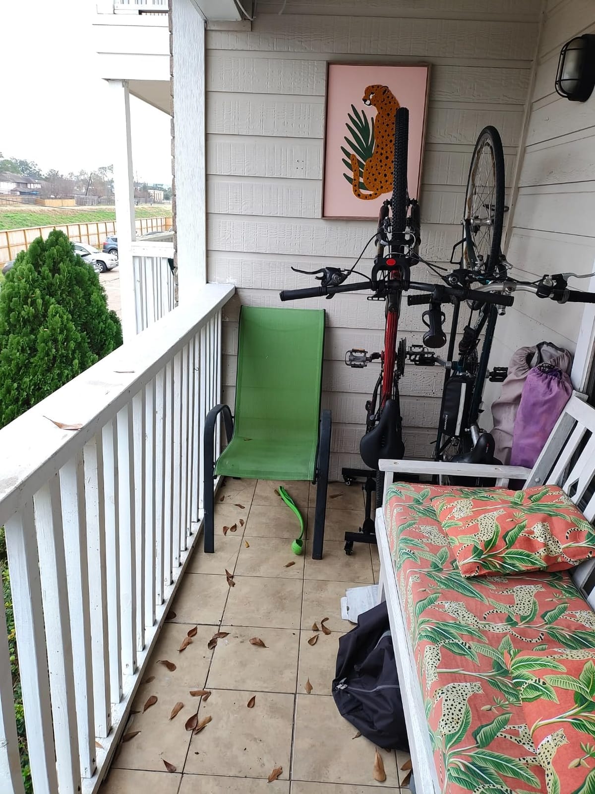 Sttoraboks Vertical Bike Stand with Wheels, Indoor Bike Storage Rack customer photo 1