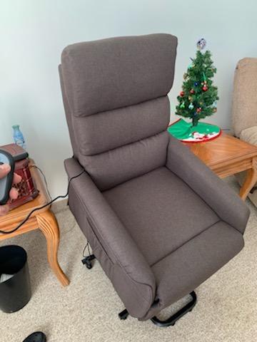 HOMCOM Power Lift Recliner Chair for Elderly, Easy Assembly, Blue customer photo 2