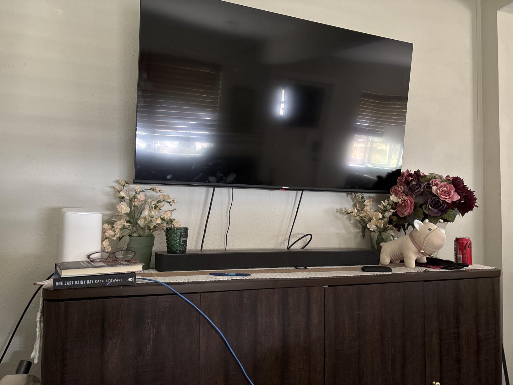 Amazon Fire TV Soundbar Plus with subwoofer and surround sound speakers (newest model), 5.1 channel, Dolby Atmos, clear dialogue customer photo 2