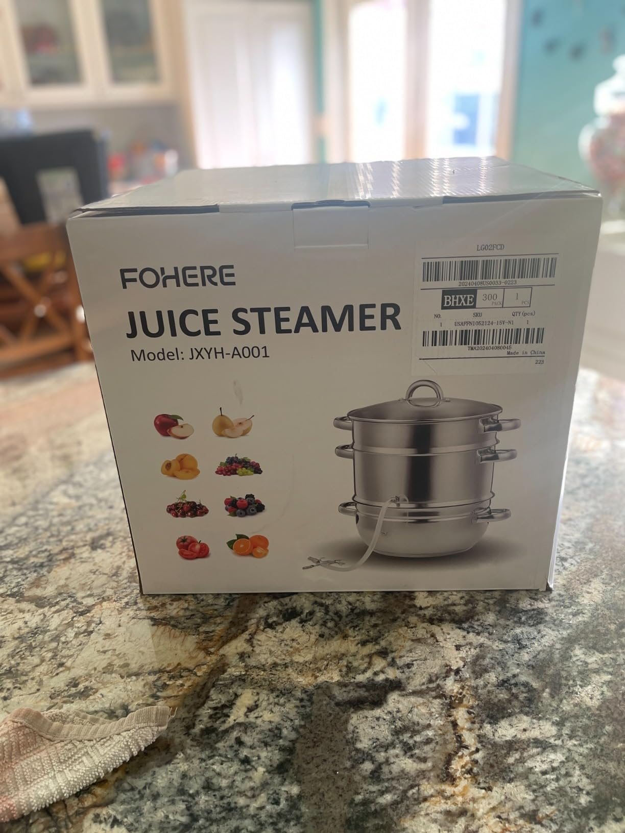 FOHERE 11Qt Steam Juicer Extractor Stainless Steel, Juice Steamer Pot for Fruit & Vegetables with Glass Lid, Hose, Clamp, Loop Handles, Ideal for Making Fresh Juice, Jelly, and Sauces customer photo 1